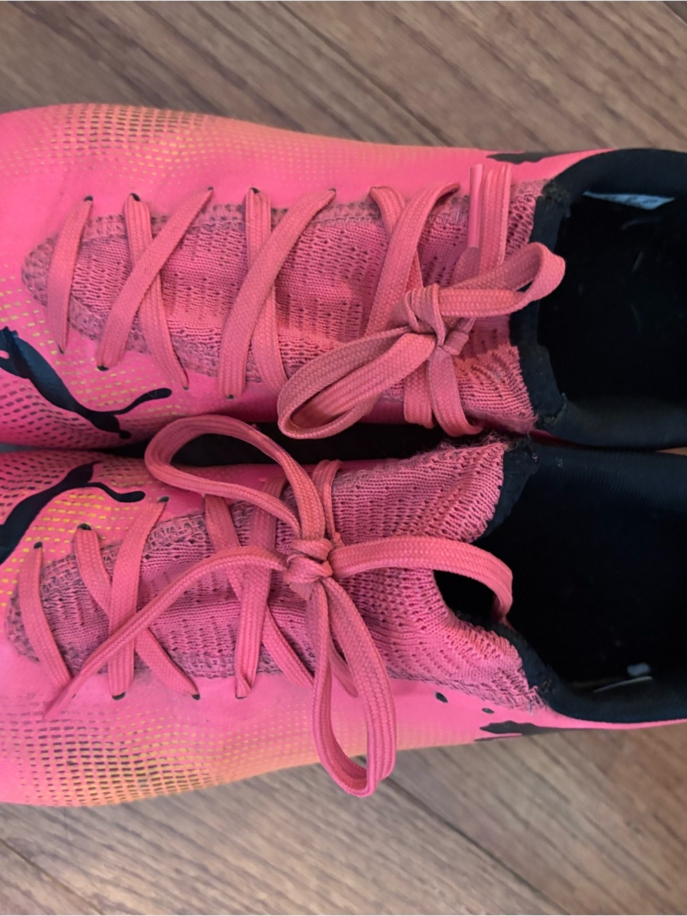 Puma Women's Bright Pink Soccer Cleats